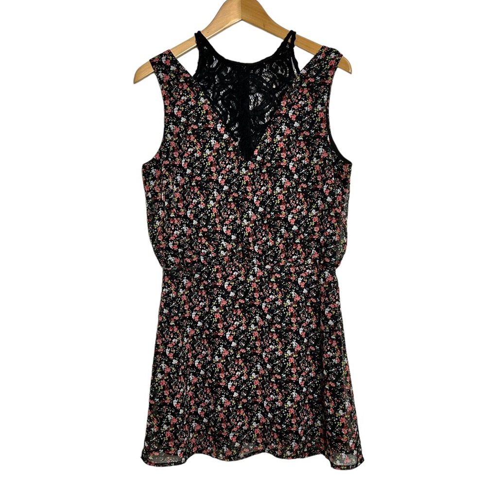 Love Culture Mini Dress Floral Sleeveless Lace Insert Juniors Size Medium